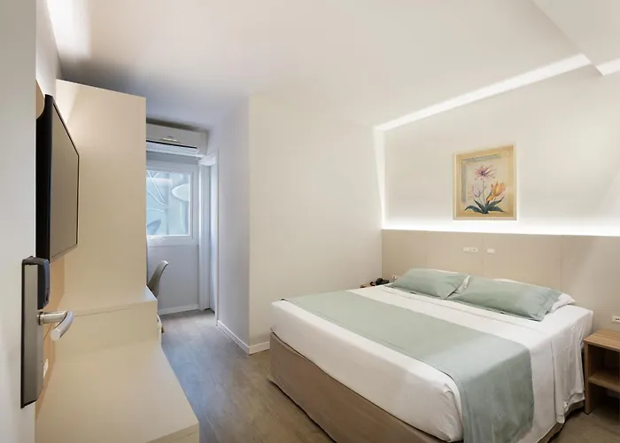 Miramar Hotel
